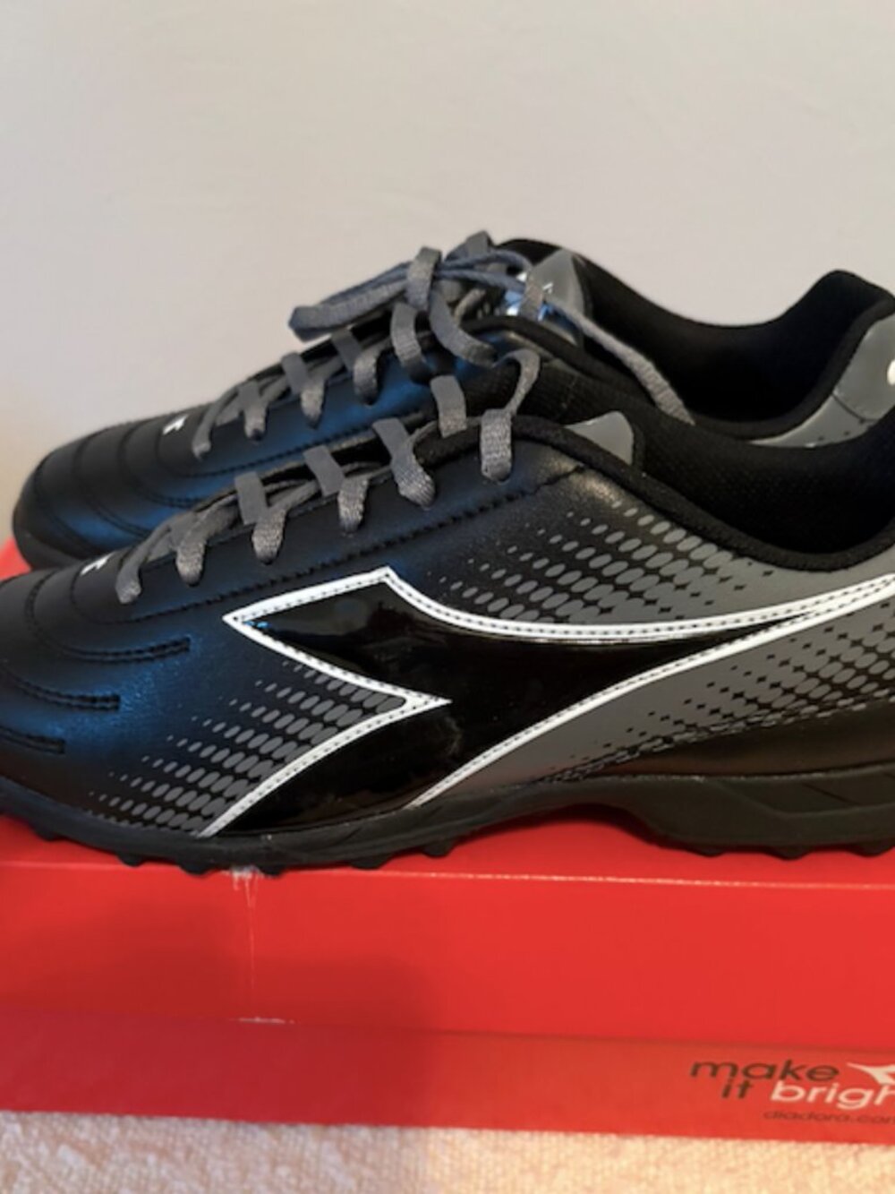Diadora Mago R TF Turf Soccer Cleats Black Gray Size 7.5 New in Box